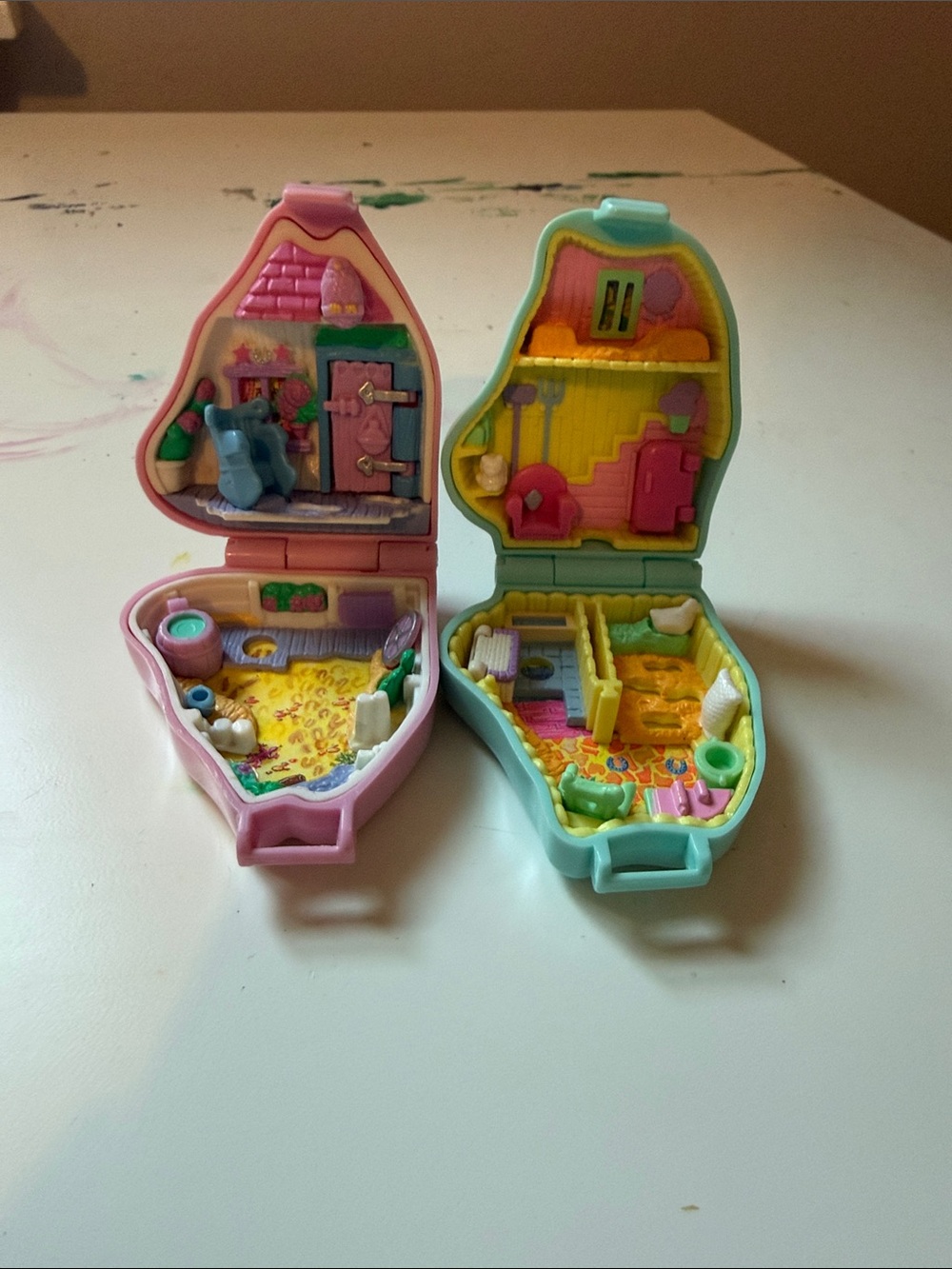 Vintage 1995 Polly Pocket Pony Sisters